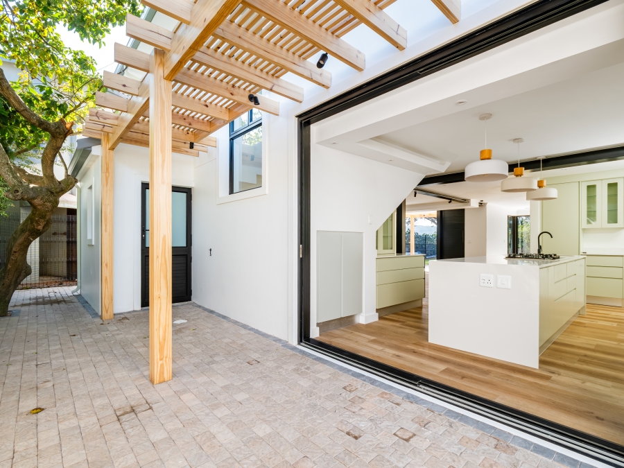 3 Bedroom Property for Sale in Leisure Isle Western Cape
